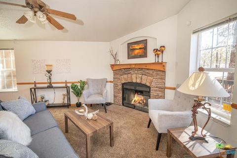 563 Georgia St, Big Bear Lake, CA 92315 photo 3