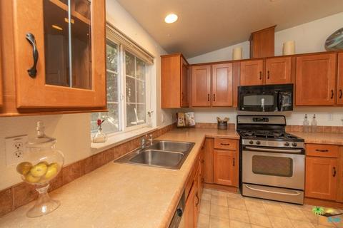 563 Georgia St, Big Bear Lake, CA 92315 photo 11