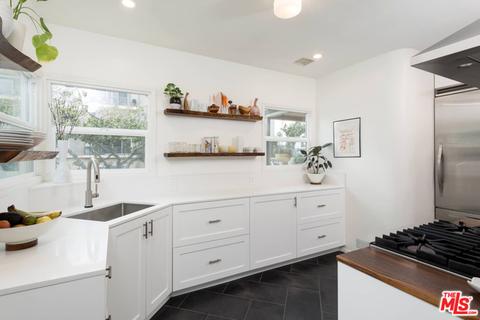 441 E 37th St, Long Beach, CA 90807 photo 10