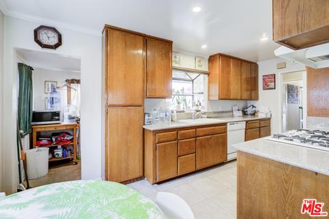 13101 Mineola St, Arleta, CA 91331 photo 8