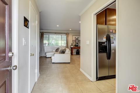 13101 Mineola St, Arleta, CA 91331 photo 3