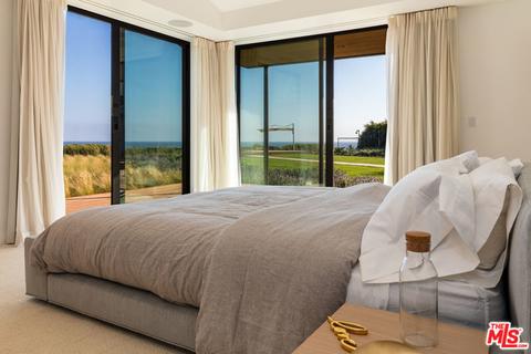 28868 Cliffside Dr, Malibu, CA 90265 photo 16