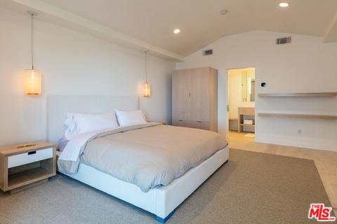 28868 Cliffside Dr, Malibu, CA 90265 photo 19