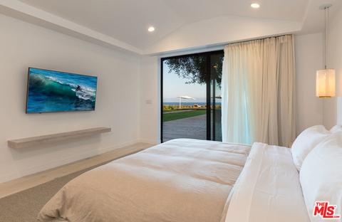 28868 Cliffside Dr, Malibu, CA 90265 photo 18
