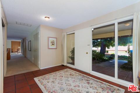 1550 Parway Dr, Glendale, CA 91206 photo 5