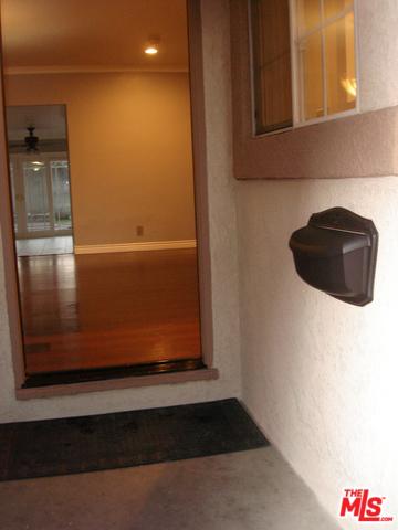 9470 Pellet St, Downey, CA 90241 photo 8