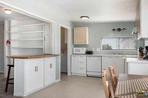 56423 Reche Rd, Landers, CA 92285 photo 6