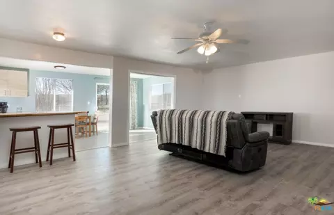 56423 Reche Rd, Landers, CA 92285 photo 8