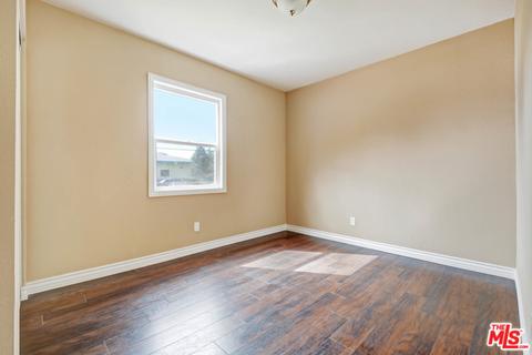 202 W Lugonia Ave, Redlands, CA 92374 photo 9