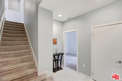 672 Colorado, Carson, CA 90745 photo 5