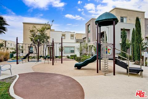 672 Colorado, Carson, CA 90745 photo 25
