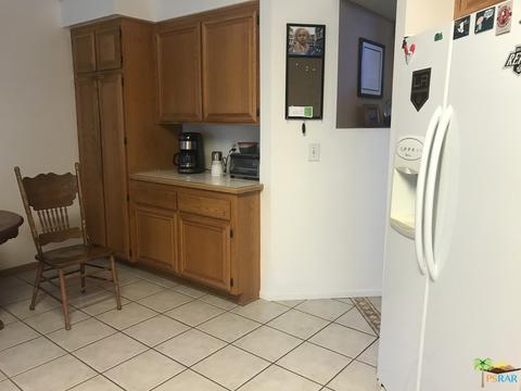 1410 Deborah Pl, Beaumont, CA 92223 photo 4