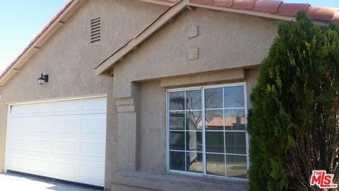 43816 E 5th St, Lancaster, CA 93535 photo 1