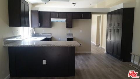 43816 E 5th St, Lancaster, CA 93535 photo 2