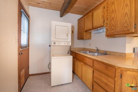 797 Spruce Ave, Sugarloaf, CA 92386 photo 7