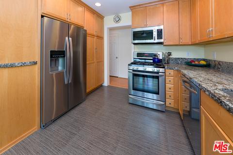 801 E Mendocino St #3A, Altadena, CA 91001 photo 3