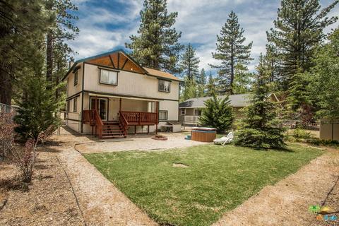 1111 Mountain Ln, Big Bear City, CA 92314 photo 3