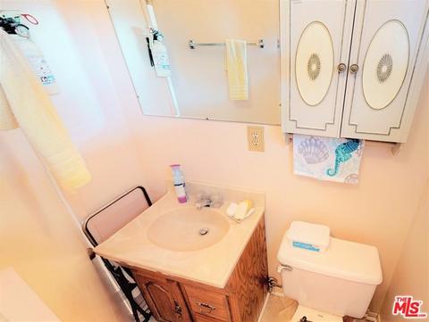 627 Stephen Rd, Burbank, CA 91504 photo 15