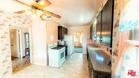 627 Stephen Rd, Burbank, CA 91504 photo 3
