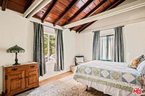 1870 Alpha Rd, Glendale, CA 91208 photo 9