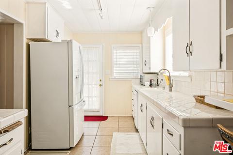 1870 Alpha Rd, Glendale, CA 91208 photo 16