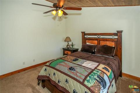 511 Lakeview Ct, Big Bear Lake, CA 92315 photo 13