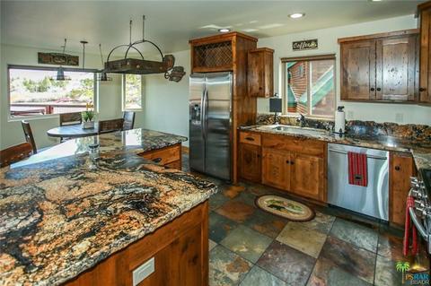 511 Lakeview Ct, Big Bear Lake, CA 92315 photo 24