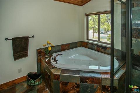 511 Lakeview Ct, Big Bear Lake, CA 92315 photo 43