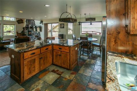 511 Lakeview Ct, Big Bear Lake, CA 92315 photo 23