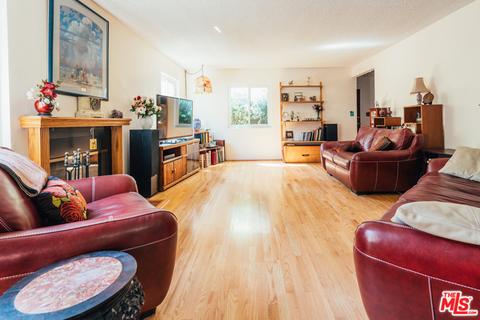 6527 Valmont St, Tujunga, CA 91042 photo 9
