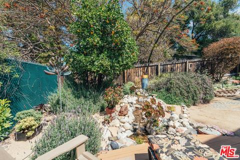 6527 Valmont St, Tujunga, CA 91042 photo 20