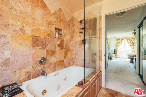6527 Valmont St, Tujunga, CA 91042 photo 13