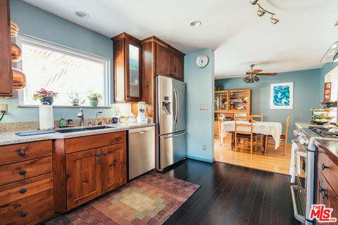6527 Valmont St, Tujunga, CA 91042 photo 5
