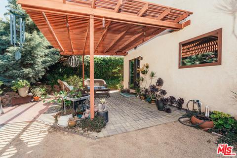 6527 Valmont St, Tujunga, CA 91042 photo 18