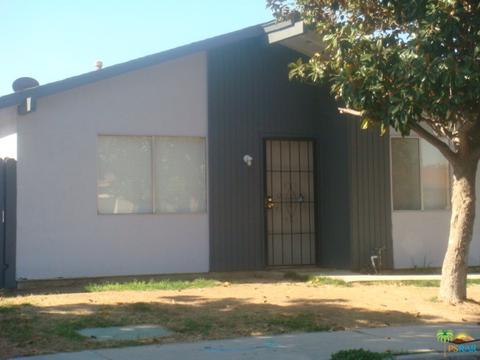 420 Evans St, San Jacinto, CA 92583 photo 2