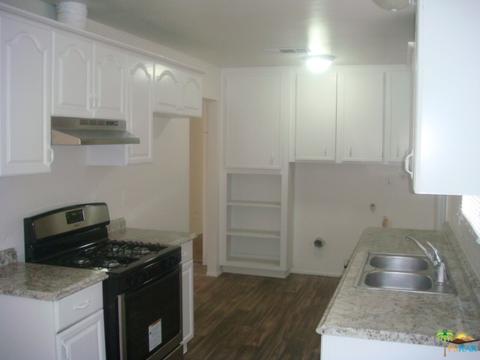 420 Evans St, San Jacinto, CA 92583 photo 5