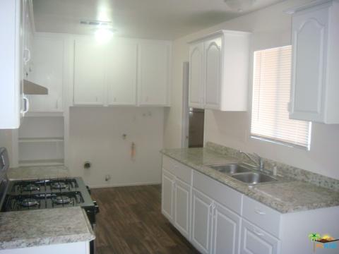420 Evans St, San Jacinto, CA 92583 photo 4