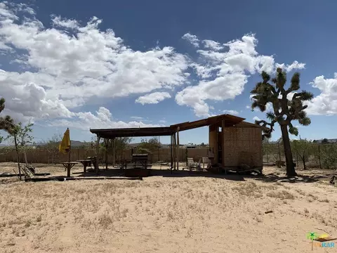 58575 Gerrie Ln, Landers, CA 92285 photo 18