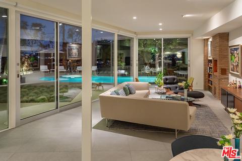 3748 Eureka Dr, Studio City, CA 91604 photo 4