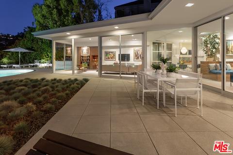 3748 Eureka Dr, Studio City, CA 91604 photo 3