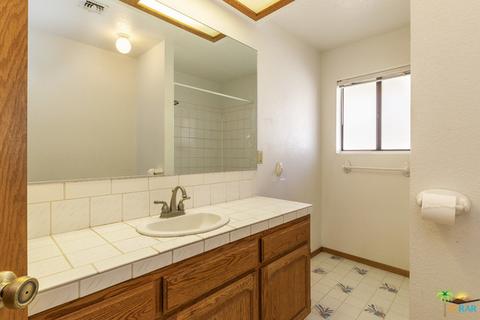 6880 Outpost Rd, Joshua Tree, CA 92252 photo 17