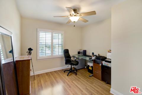 20345 Gresham St, Winnetka, CA 91306 photo 15