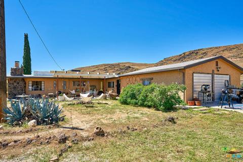 4124 Palm Ave, Yucca Valley, CA 92284 photo 4