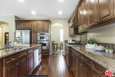 3429 Sweetgrass Ave, Simi Valley, CA 93065 photo 9