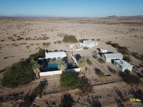 4327 Normglo, Twentynine Palms, CA 92277 photo 2