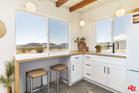 4719 Kickapoo Trl, Landers, CA 92285 photo 4