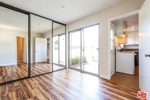 4023 Bryant Ct, Cypress, CA 90630 photo 11