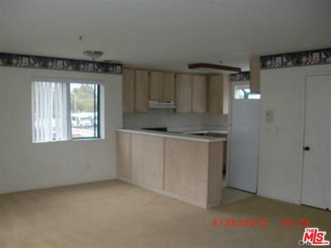 895 S B St, Oxnard, CA 93030 photo 4