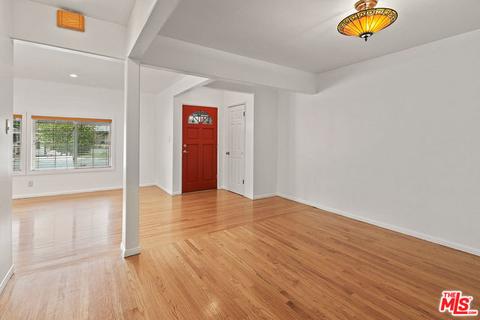 7352 Sylvia Ave, Reseda, CA 91335 photo 5
