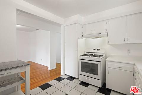 7352 Sylvia Ave, Reseda, CA 91335 photo 8